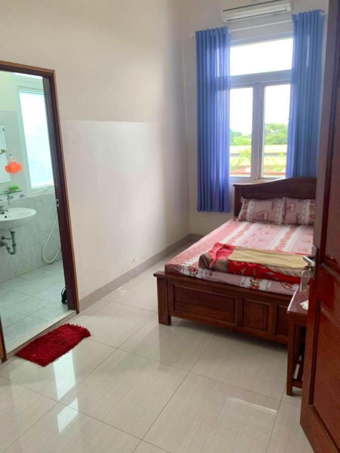 Phuong Huy Hotel Буонметхуот Экстерьер фото